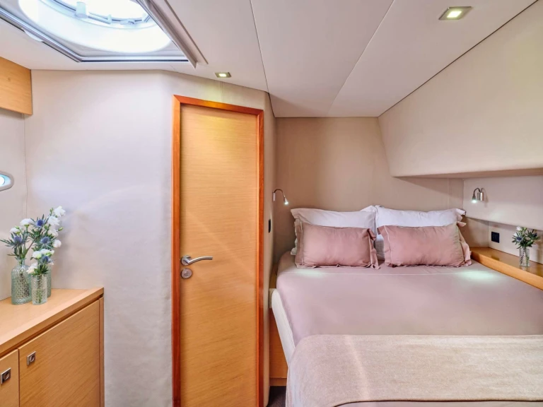 Katamaran mieten in Néa Péramos - Fountaine Pajot Fountaine Pajot Sanya 57 (5 cab)