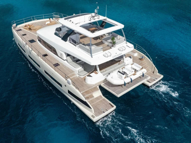 Boot mieten Olbia günstig Lagoon Seventy 8 (4 cab)