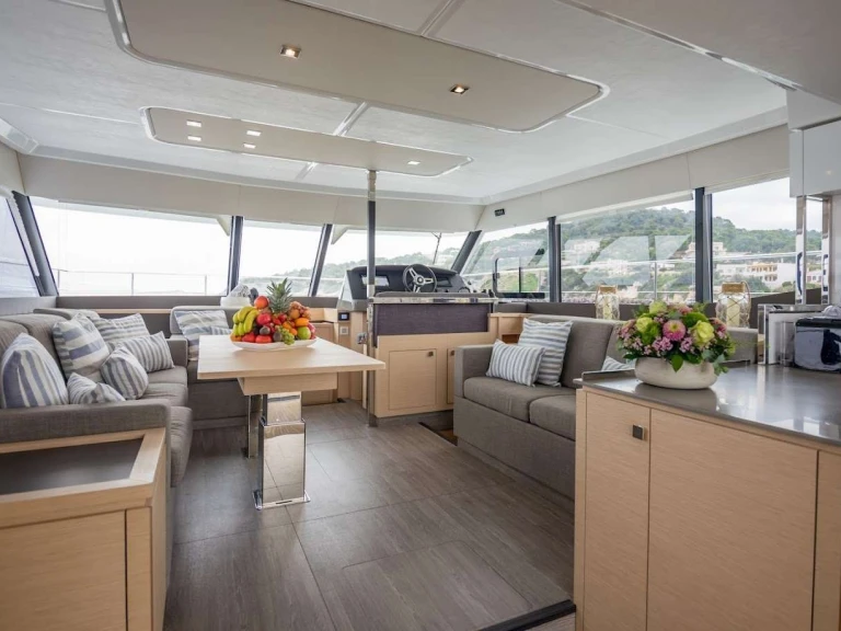 YachtCharter in Néa Péramos - Fountaine Pajot Fountaine Pajot MY 44 auf SamBoat