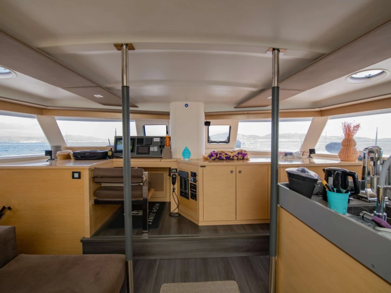 Katamaran mieten in Álimos - Fountaine Pajot Fountaine Pajot Sanya 57 (4 cab)