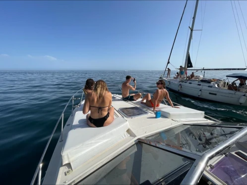 Ein Glastron Riviera 350 IV mieten in Marbella