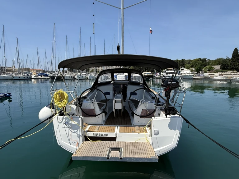 Segelboot mieten in Pula - Jeanneau Sun Odyssey 349