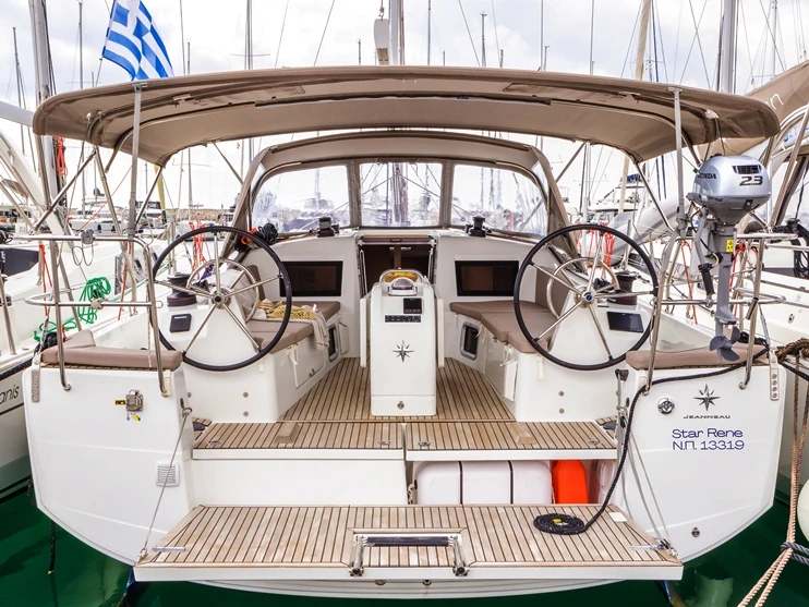 Segelboot mieten in Lavrion - Jeanneau Sun Odyssey 410