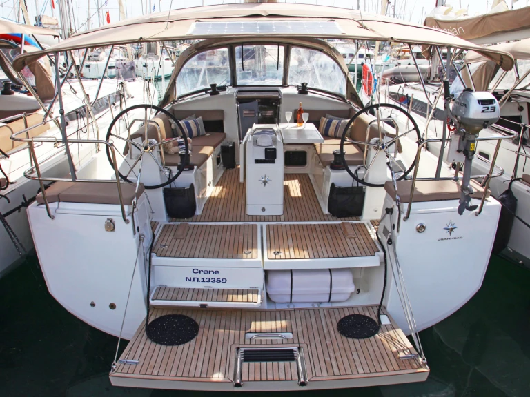 Ein Jeanneau Sun Odyssey 440 mieten in Préveza