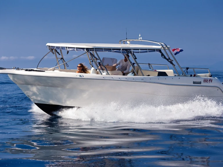 Ein Aqua-Sport Enzo 35 mieten in Hvar