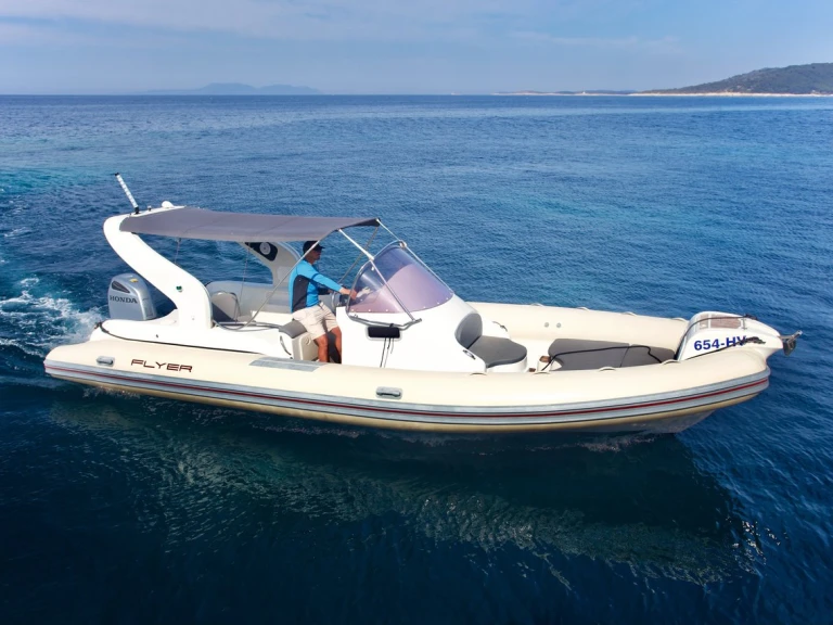 Schlauchboot mieten in Hvar - Flyer Flyer 828
