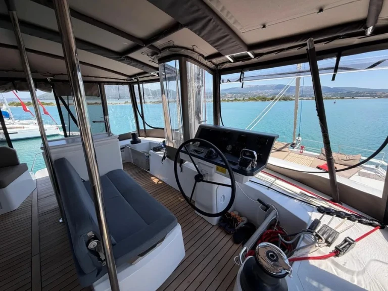 Bootsverleih Bali Bali 5.2 - 6 + 2 cab. Lefkáda Samboat