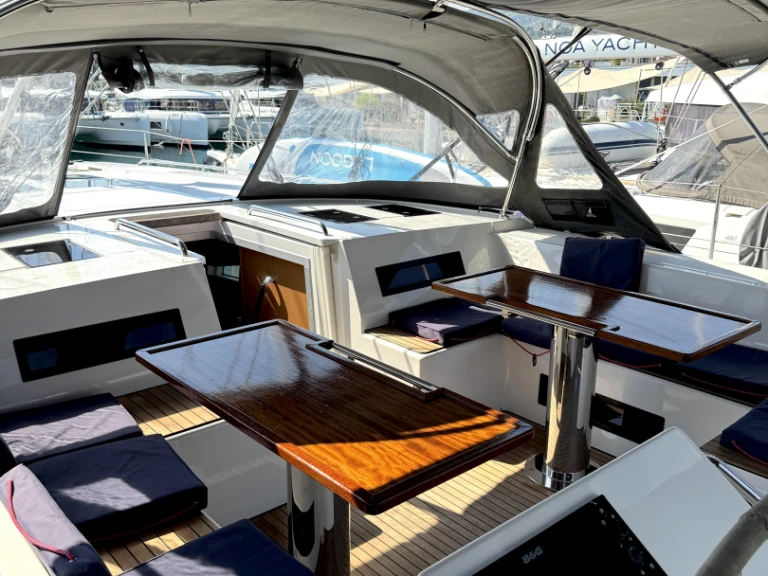 Segelboot mieten in Kaštela - Bavaria Bavaria C50 Holiday - 5 cab.