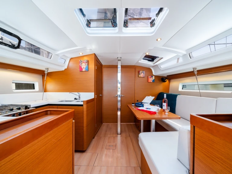 Jeanneau Sun Odyssey 440 mieten Rhodos