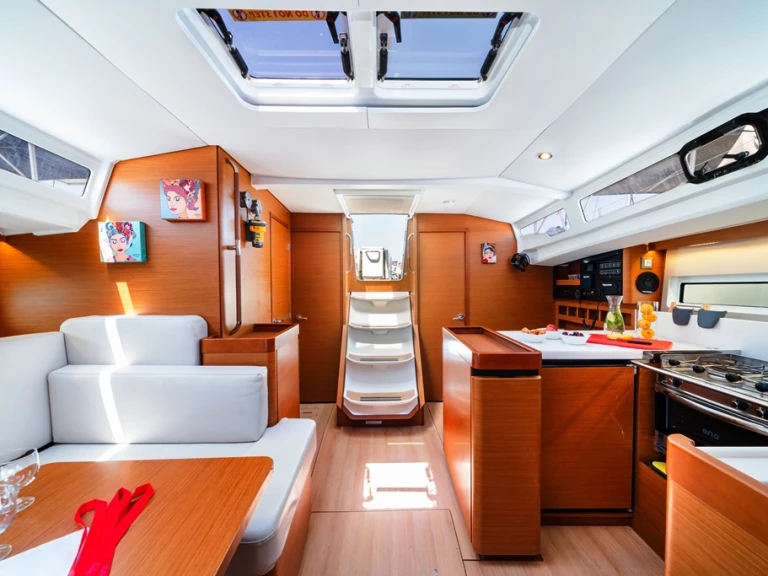 YachtCharter in Rhodos - Jeanneau Sun Odyssey 440 auf SamBoat