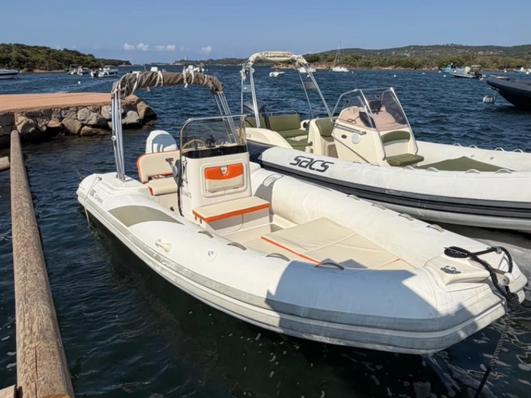 Schlauchboot mieten in Bonifacio zum besten Preis