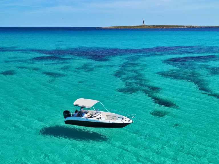 Motorboot mit oder ohne Skipper Tramontana mieten in Mahón
