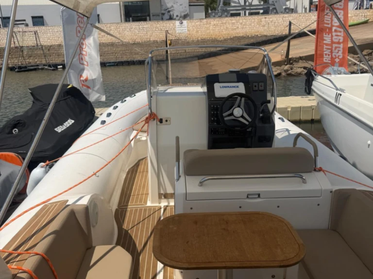 Schlauchboot mieten in Portimão zum besten Preis