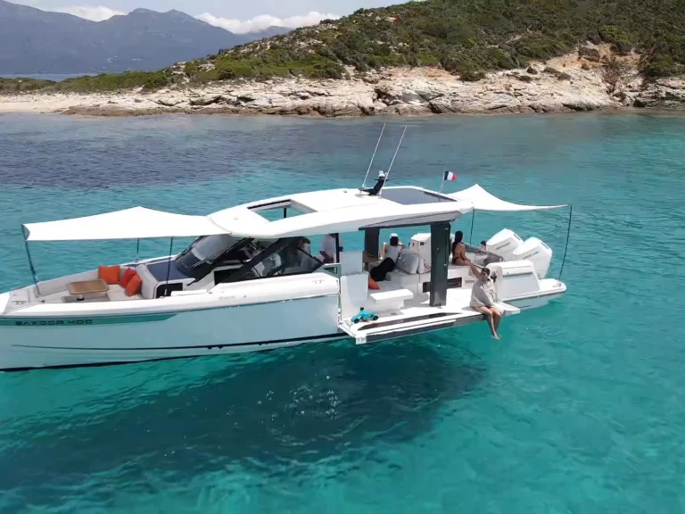 Motorboot mieten in Golfe de Saint-Tropez zum besten Preis