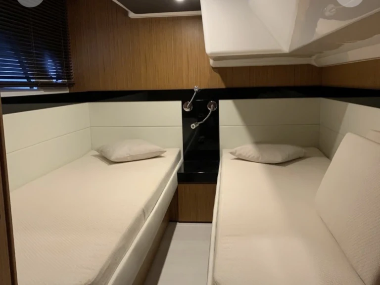 Bootsverleih Bavaria Virtess 420 Fly Golfe-Juan Samboat
