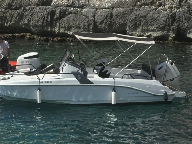 Bootsverleih Bénéteau Flyer 6.6 SUNdeck Frankreich Samboat