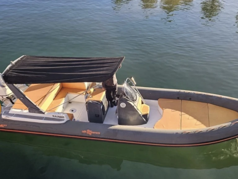 Vermietung Schlauchboot Altamarea mit Führerschein