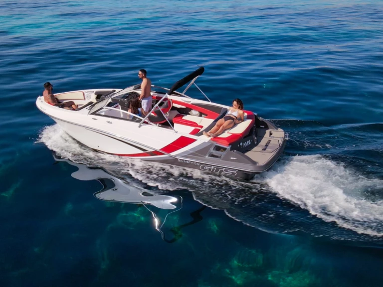Motorboot mit oder ohne Skipper Glastron mieten in Ibiza Town