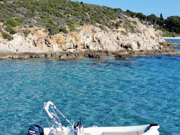 Schlauchboot mieten in Hyères zum besten Preis