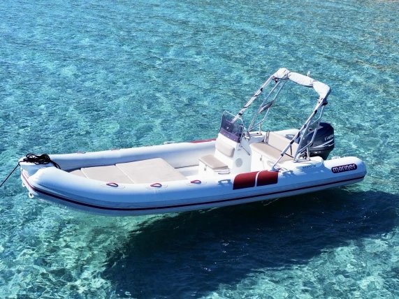 Ein Mariner Mariner 620 mieten in Hyères