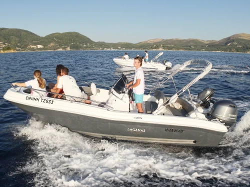 Motorboot mieten in Laganás zum besten Preis