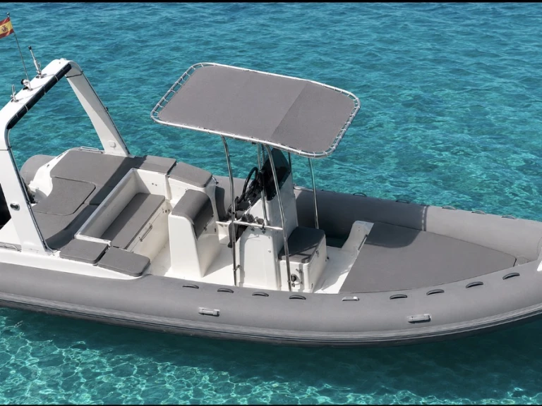 Schlauchboot mieten in La Savina zum besten Preis