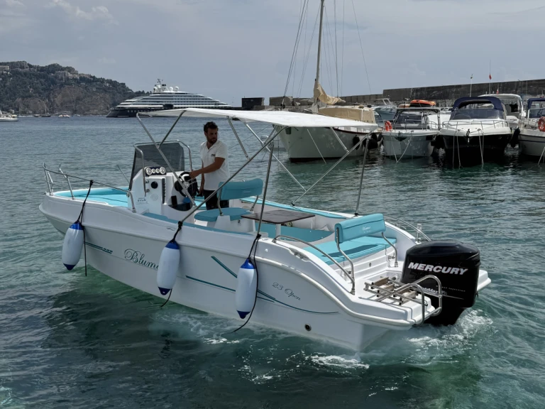 tancredi Blu max 23 mieten Taormina