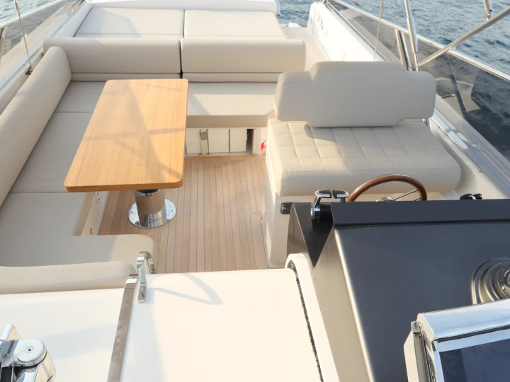 YachtCharter in Saint-Raphaël - Itama Itama 45 auf SamBoat