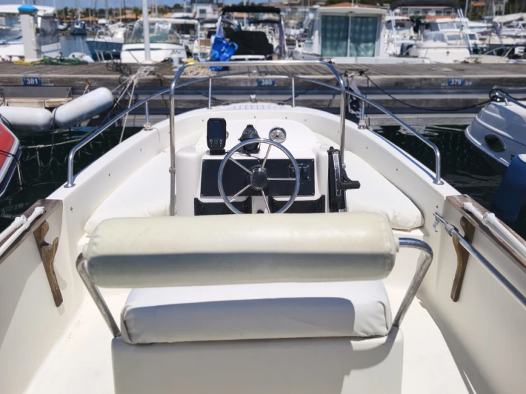 Motorboot mit oder ohne Skipper Marinello mieten in Saint-Raphaël