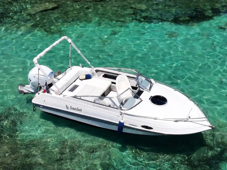 Vermietung Motorboot Four Winns mit Führerschein