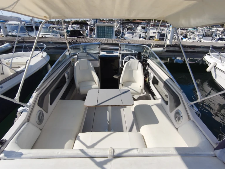 Motorboot mieten in Saint-Raphaël zum besten Preis