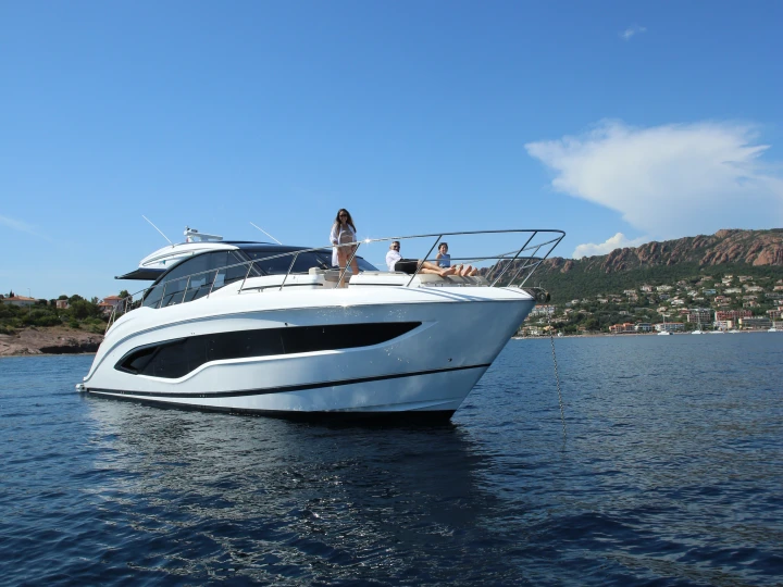 Bootsverleih Princess Princess V55 Saint-Raphaël Samboat