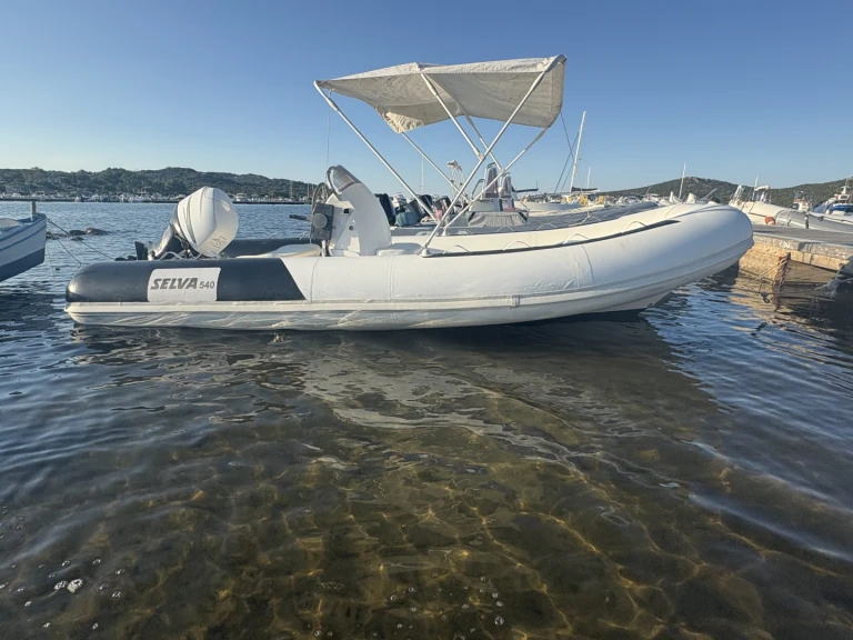 Schlauchboot mieten in Palau zum besten Preis