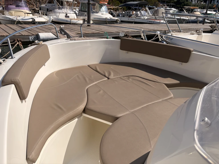 Vermietung Motorboot Pacific Craft mit Führerschein