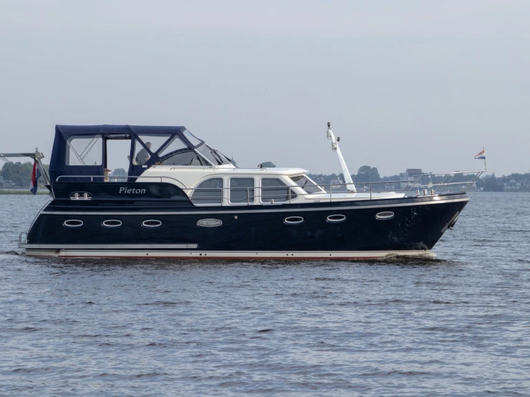 Motorboot mieten in Akkrum zum besten Preis