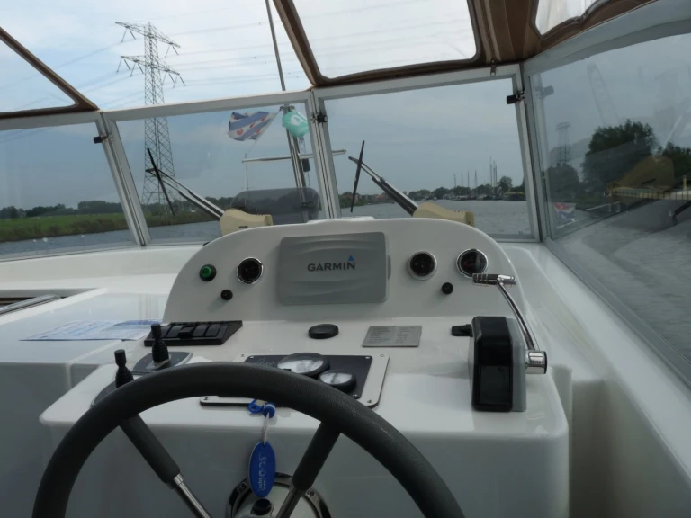 Vermietung Motorboot  mit Führerschein