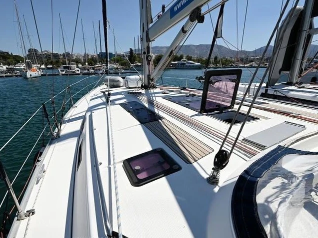 Ein Bavaria Bavaria 50 mieten in Álimos