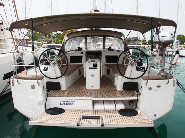 YachtCharter in Nidri - Jeanneau Sun Odyssey 410 auf SamBoat