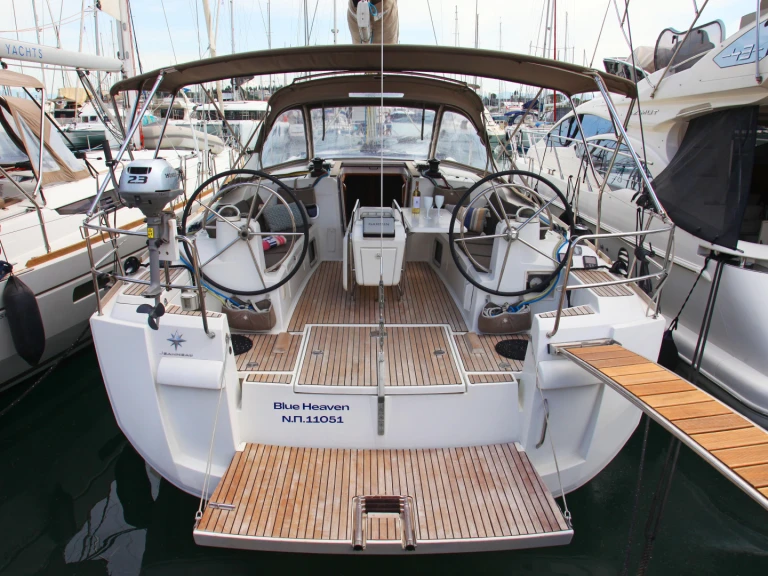 Ein Jeanneau Sun Odyssey 469 mieten in Benítses