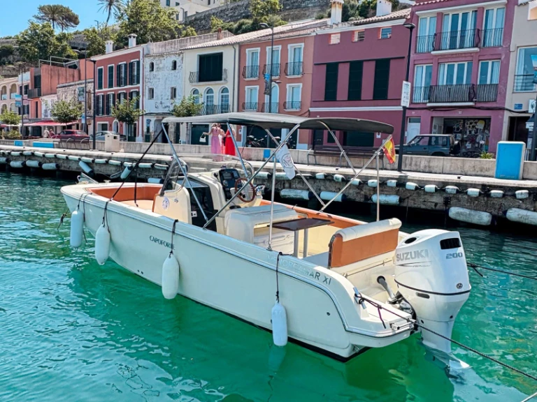 Ein Invictus  Invictus 240 FX mieten in Mahón