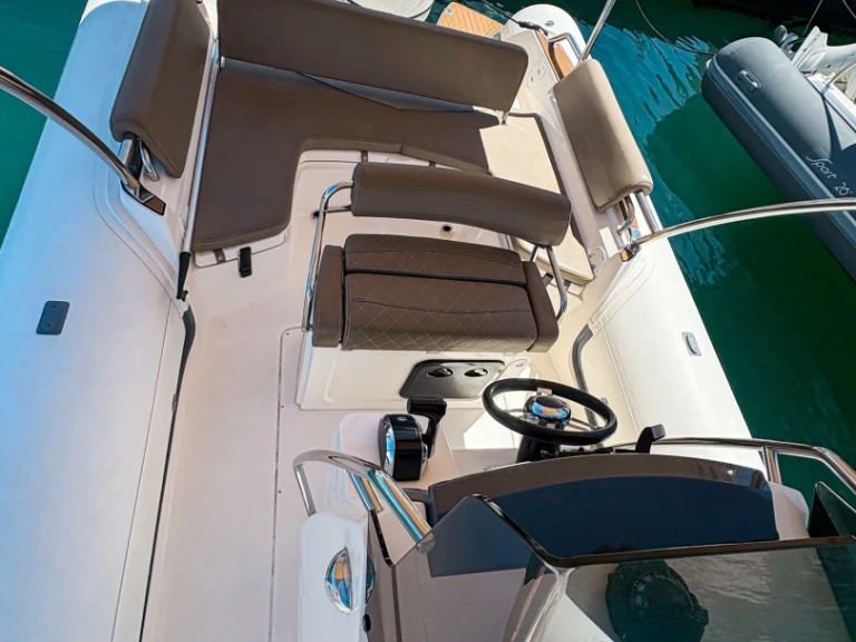 Bootsverleih Bwa Sport 26 GTO Mahón Samboat
