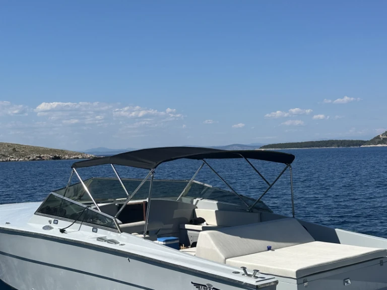 Vermietung Motorboot Tornado mit Führerschein