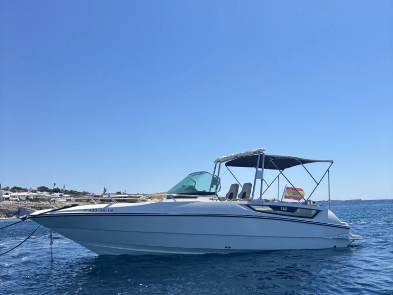 Bootsverleih Monterey 264 fs Mahón Samboat