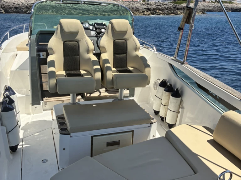 Vermietung Motorboot Monterey mit Führerschein