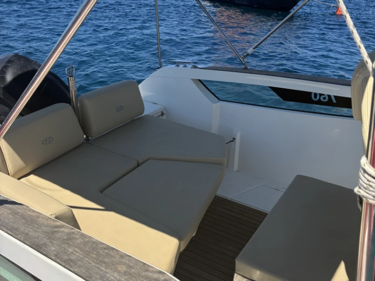 Motorboot mieten in Mahón zum besten Preis