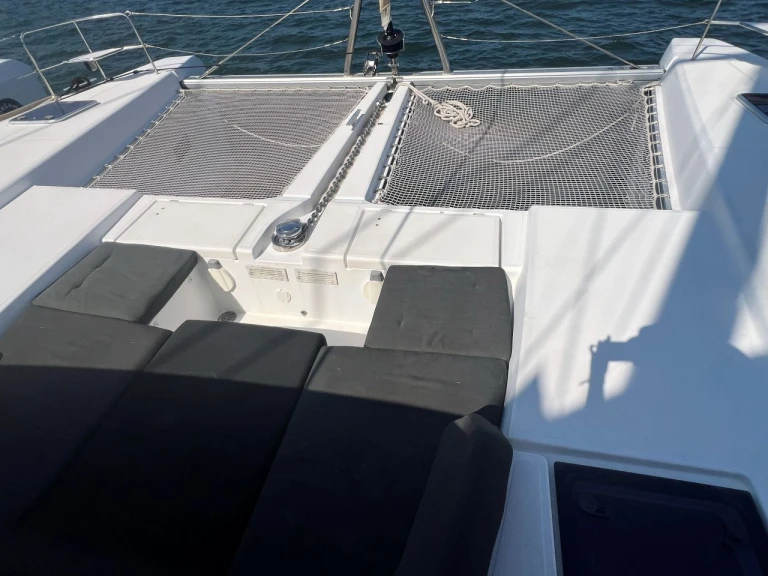 Boot mieten Olbia günstig Lagoon 52 F