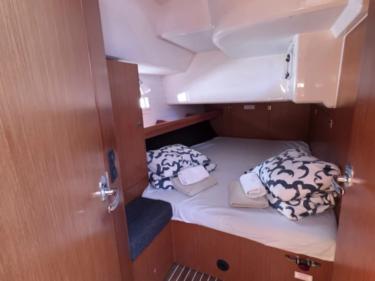 Ein Bavaria Cruiser 46 mieten in Novi Vinodolski