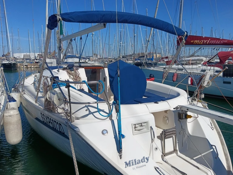 Segelboot mieten in Genua  zum besten Preis