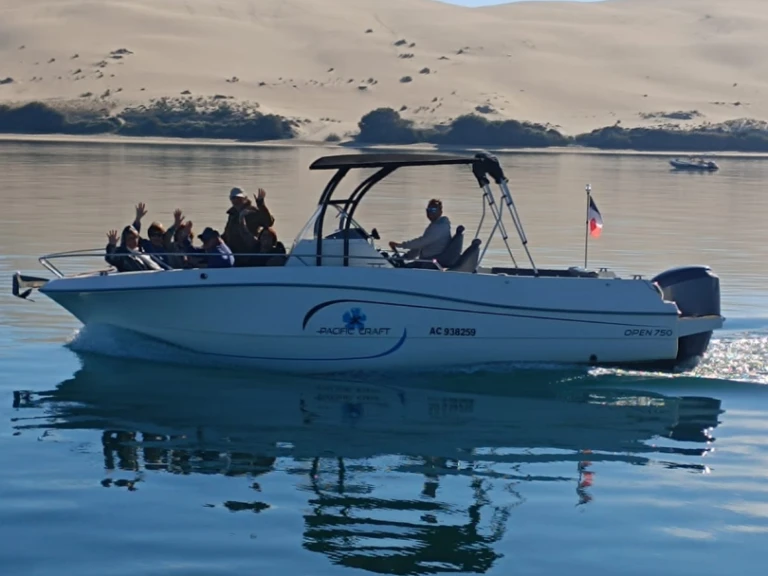 YachtCharter in Arcachon - Pacific Craft Pacific Craft 750 Open auf SamBoat