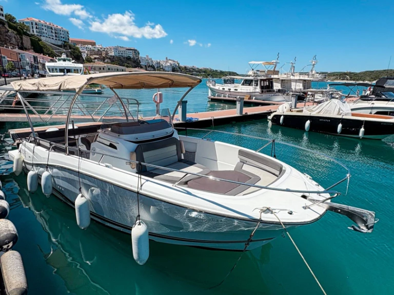 Motorboot mieten in Mahón - Jeanneau Cap Camarat 9.0 CC